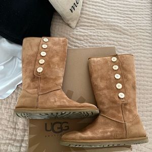 EUC UGG Button Boot